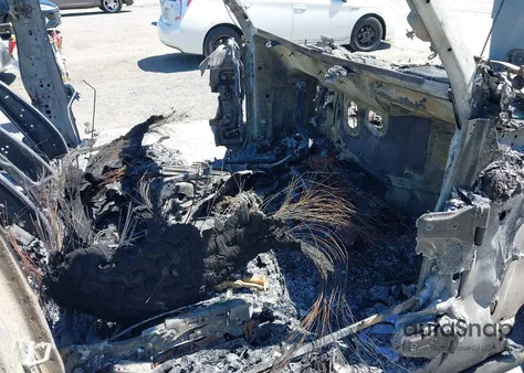 2024 Jeep Wrangler 4-Door Recon 4X4 z USA, uszkodzony, nr VIN 1C4RJXFG5RW254203